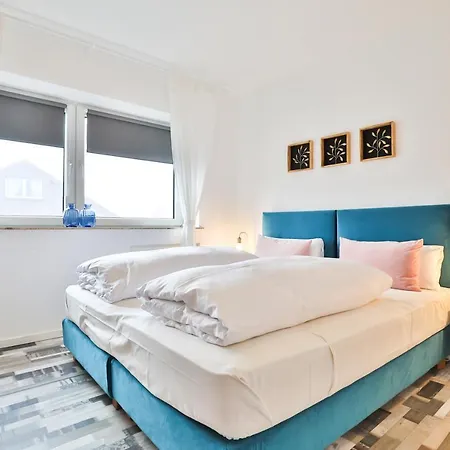 Jumas 巴德茨维什安